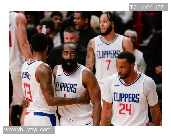 快船收官战迎战勇士比尔邓恩小琼斯科比布朗祖巴茨联手出击